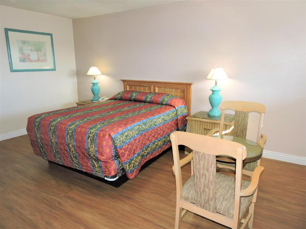 American Inn image 14