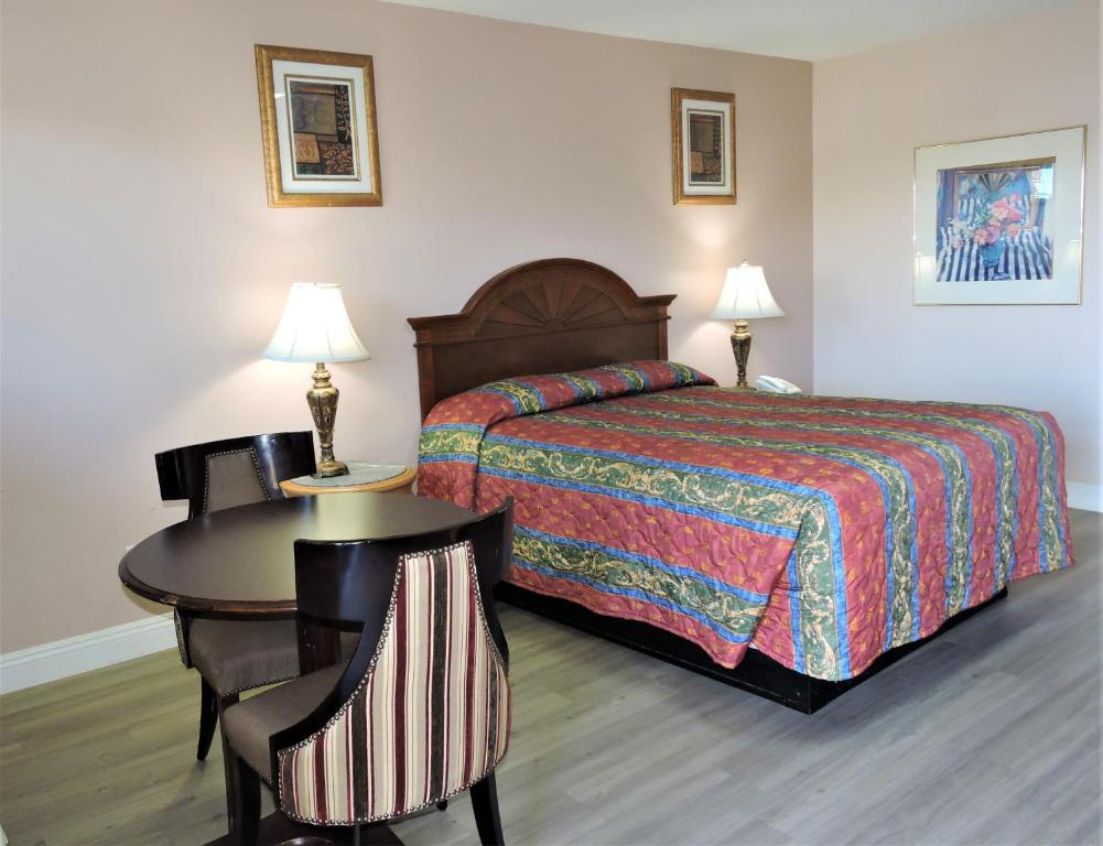 American Inn image 21